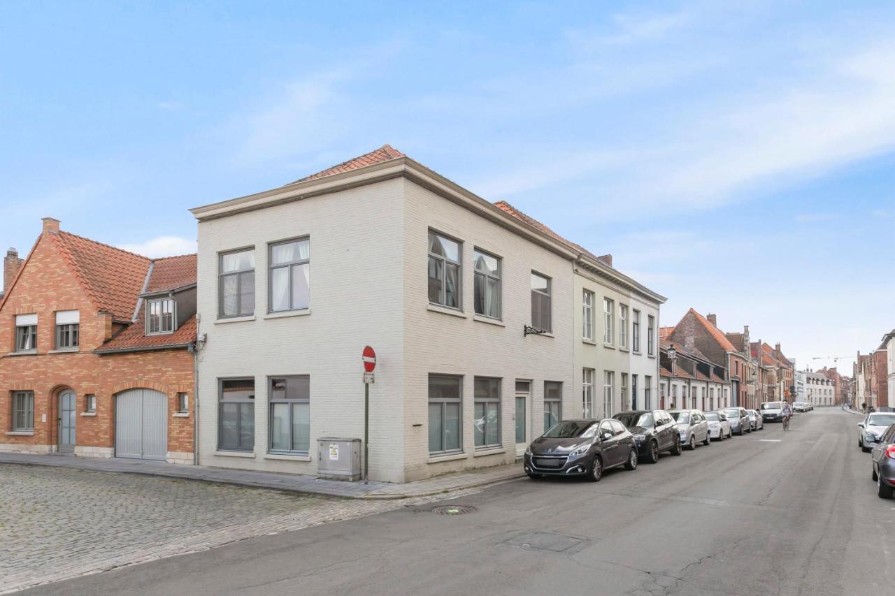 Huswell - Charming Getaway In The Historical City Center Brugge Eksteriør billede