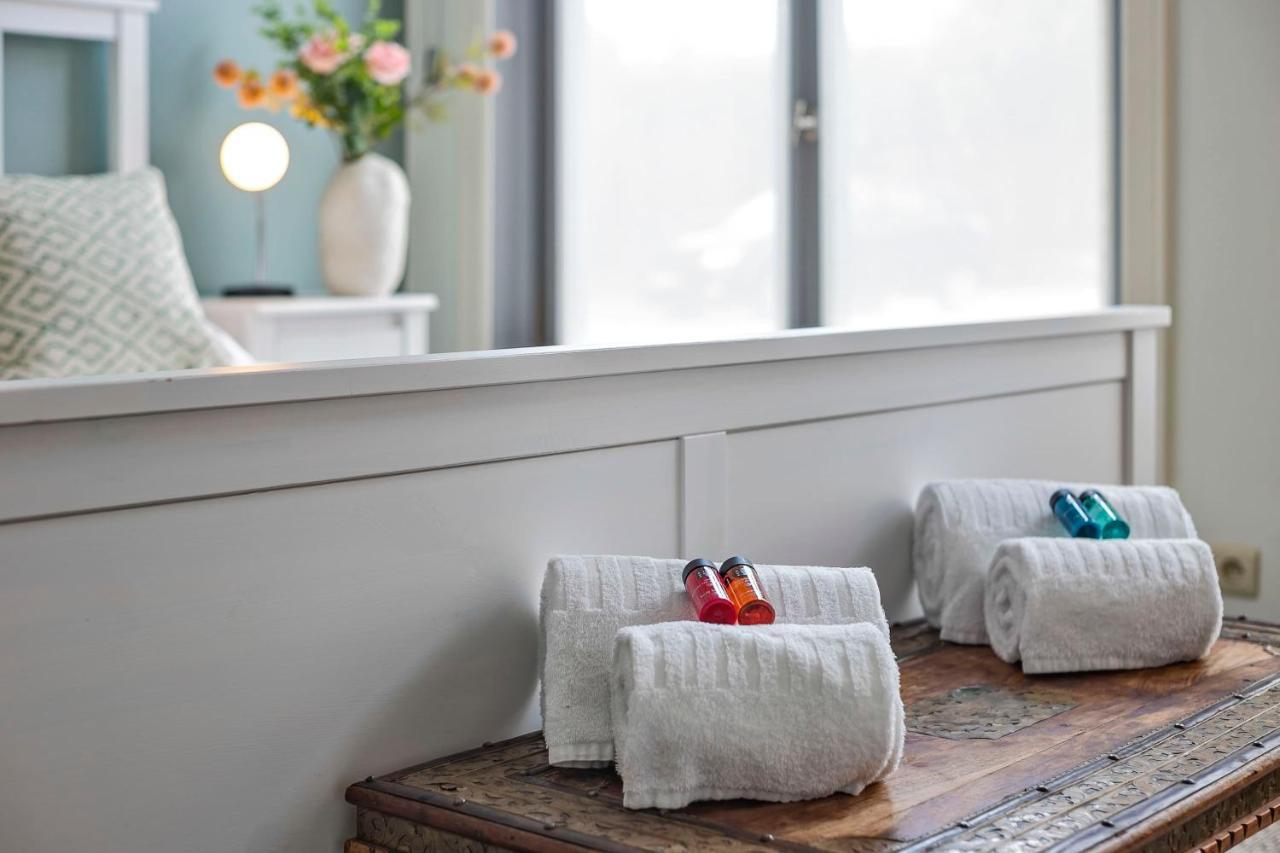 Huswell - Charming Getaway In The Historical City Center Brugge Eksteriør billede