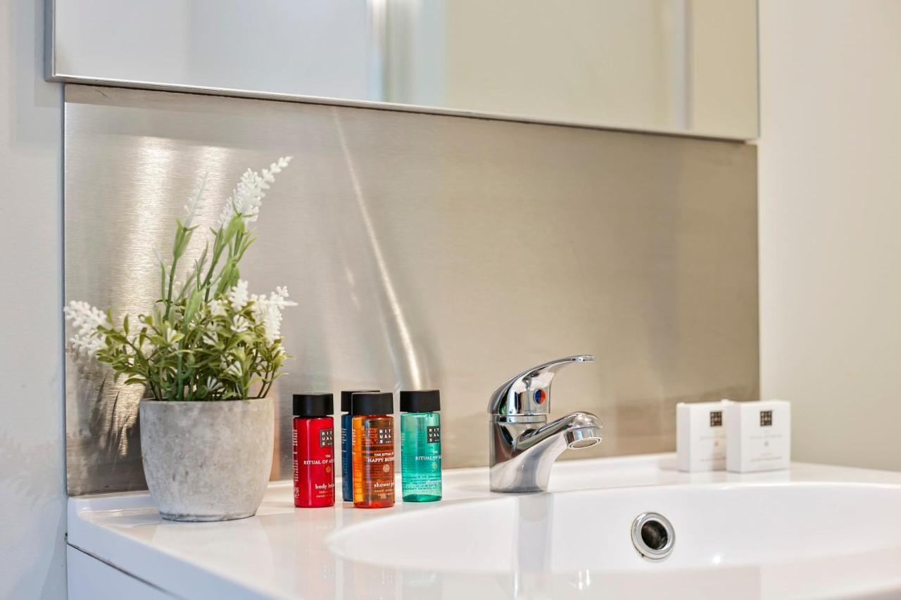 Huswell - Charming Getaway In The Historical City Center Brugge Eksteriør billede